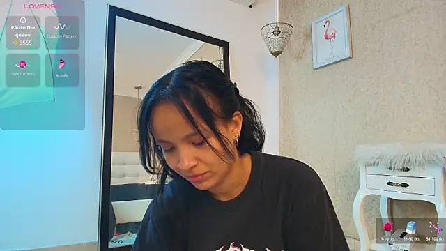 Miladiosa online show from December 5, 12:25 pm