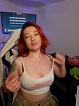 lunnaa  online show from October 2, 12:39 am