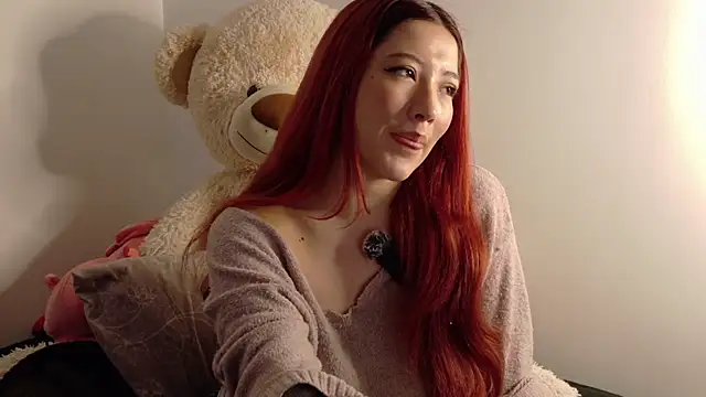 lunnaa  online show from November 27, 3:08 am