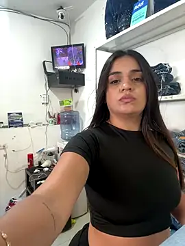 alana dantes online show from December 15, 8:24 pm