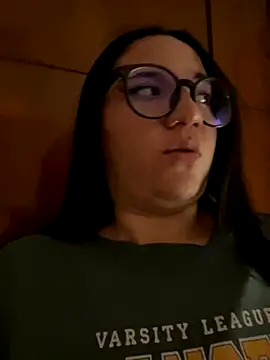 Snapshot of sara_roy04_ chatting on September 12, 3:28 am sara roy04  online show from September 12, 3:28 am