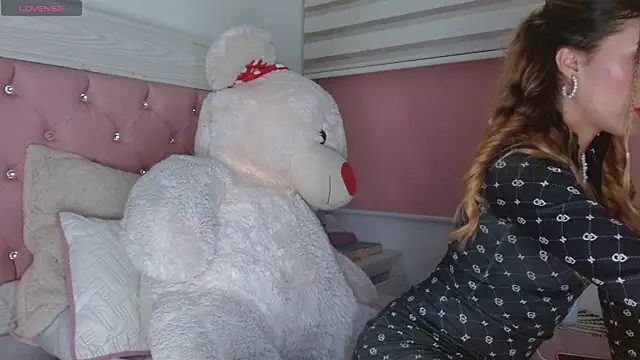 Ayleen m online show from September 12, 6:13 am