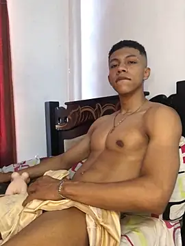 RickyEbony online show from February 18, 8:16 pm