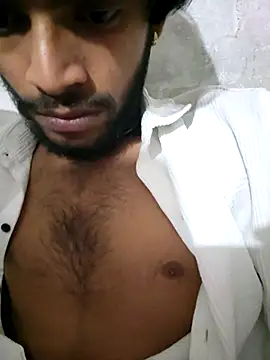 yashuuuu021 online show from March 2, 7:32 pm