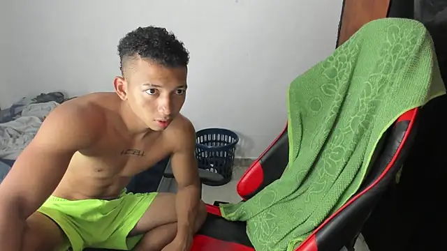 JuanchiT66 online show from March 16, 10:36 pm