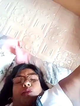 mileesha online show from December 25, 11:33 am