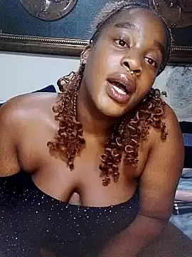 Snapshot of SexyyRedxxx chatting on October 12, 1:37 am SexyyRedxxx online show from October 12, 1:37 am