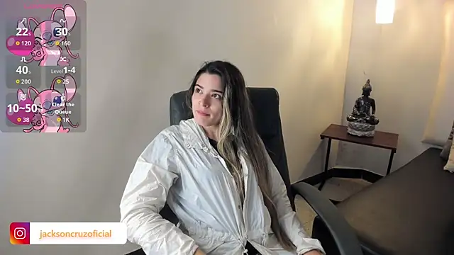 MiaVillalobos online show from October 7, 12:02 pm