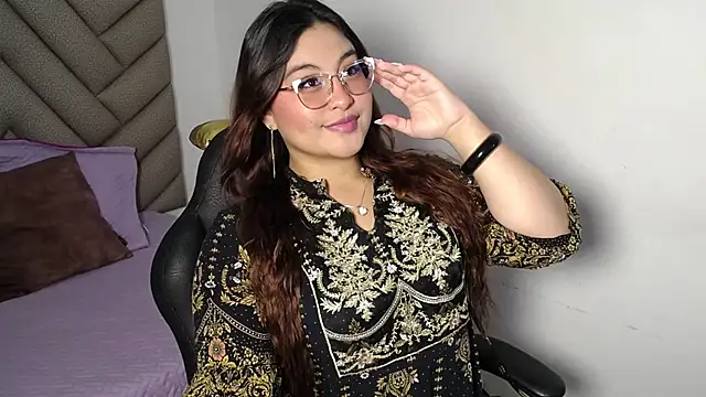 Snapshot of heluejamil chatting on October 17, 12:19 pm heluejamil online show from October 17, 12:19 pm