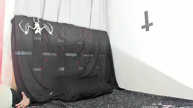 JulianaCarter online show from October 25, 6:35 pm