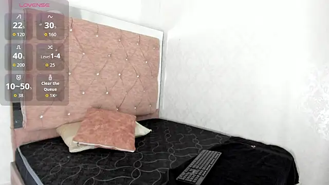 JulianaCarter online show from November 13, 5:23 pm