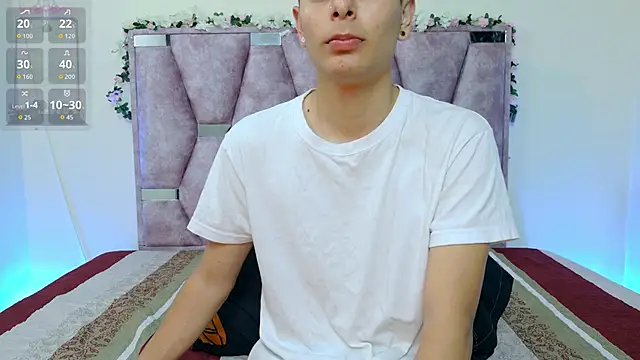 Snapshot of lana_and_liam_ chatting on October 19, 10:16 am lana and liam online show from October 19, 10:16 am