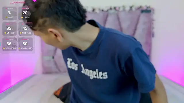 Snapshot of lana_and_liam_ chatting on October 30, 10:38 am lana and liam online show from October 30, 10:38 am