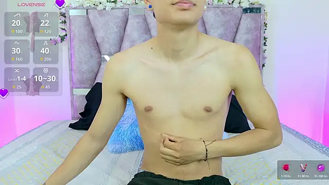 Snapshot of lana_and_liam_ chatting on January 14, 9:26 am lana and liam online show from January 14, 9:26 am