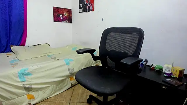 Snapshot of golden_ryyan chatting on November 27, 10:39 am golden ryyan online show from November 27, 10:39 am