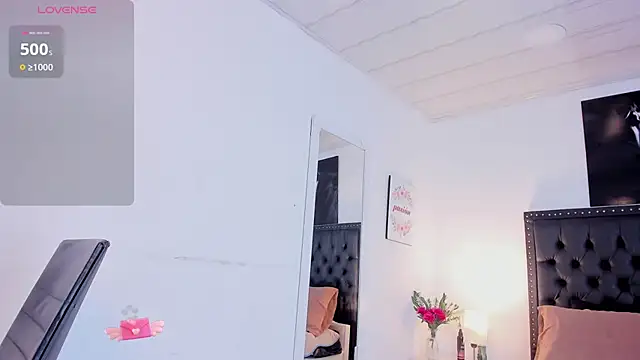 ScarlettVell online show from November 22, 6:23 am