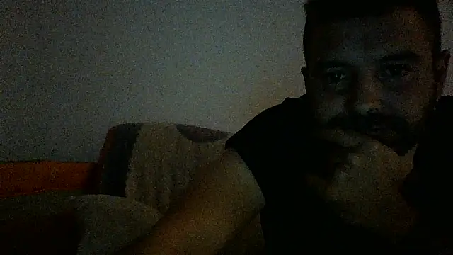 Snapshot of Feistysausage chatting on November 4, 12:10 am Feistysausage online show from November 4, 12:10 am