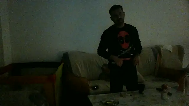 Snapshot of Feistysausage chatting on November 18, 10:25 pm Feistysausage online show from November 18, 10:25 pm