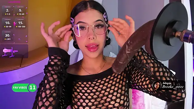 Brooke monroe online show from March 8, 6:12 pm