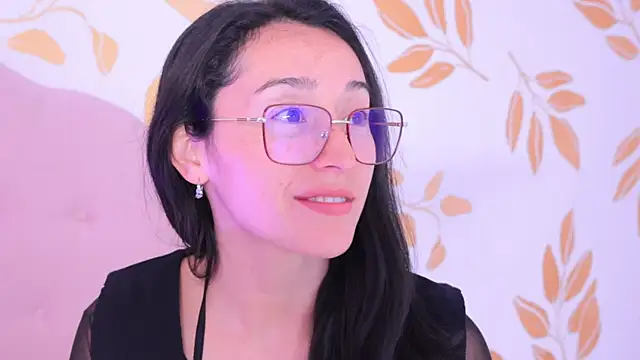 Snapshot of Ginevra_esposito chatting on October 3, 12:35 pm Ginevra esposito online show from October 3, 12:35 pm
