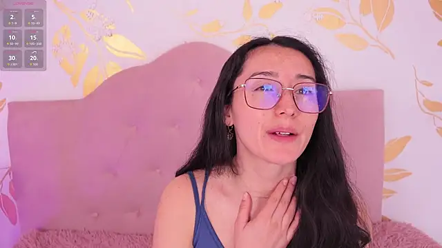 Ginevra esposito online show from January 13, 12:43 pm