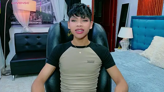 dilan 911 online show from May 22, 7:08 pm