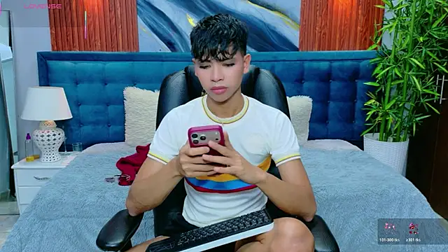 dilan 911 online show from May 31, 8:32 pm