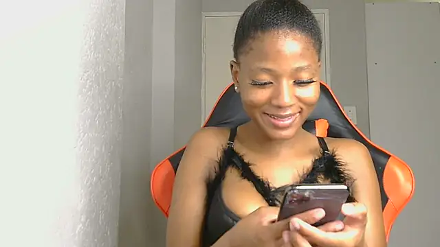 Snapshot of Ballenciaa chatting on September 21, 7:15 pm Ballenciaa online show from September 21, 7:15 pm