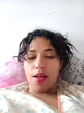 Vikyvoyeur online show from April 26, 8:50 pm