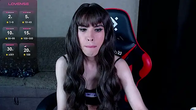 Snapshot of OliviaBoyd chatting on September 10, 8:25 am OliviaBoyd online show from September 10, 8:25 am