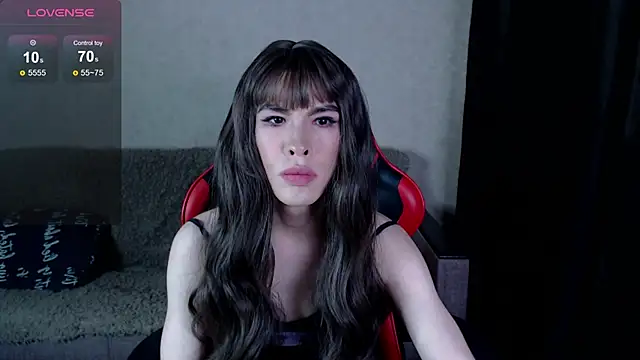 Snapshot of OliviaBoyd chatting on October 1, 9:04 am OliviaBoyd online show from October 1, 9:04 am