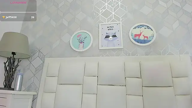 naia cox online show from April 3, 3:59 am