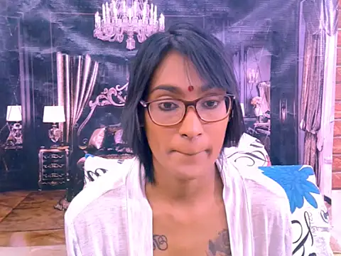Snapshot of IndianRebel4u2Luv chatting on June 27, 6:29 am IndianRebel4u2Luv online show from June 27, 6:29 am