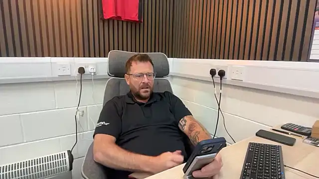 bilf1978 online show from March 23, 9:24 am