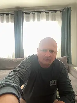Snapshot of Attila120 chatting on May 2, 7:24 am Attila120 online show from May 2, 7:24 am