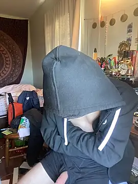 XanderOzzz online show from November 28, 3:36 pm