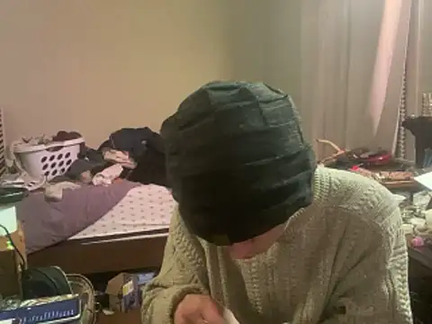 XanderOzzz online show from December 19, 10:11 am