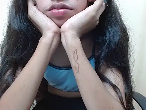 smallcuute online show from September 17, 10:33 pm