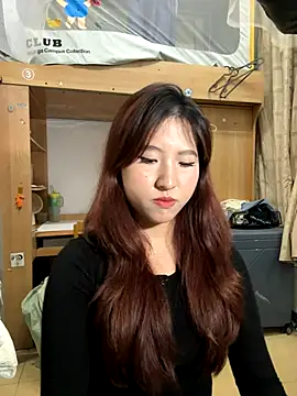 Snapshot of ououlovelove chatting on November 6, 1:56 pm ououlovelove online show from November 6, 1:56 pm