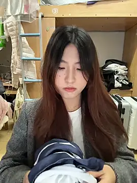 ououlovelove online show from March 18, 11:13 am