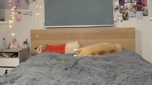 triplebakaaa online show from October 6, 9:45 pm