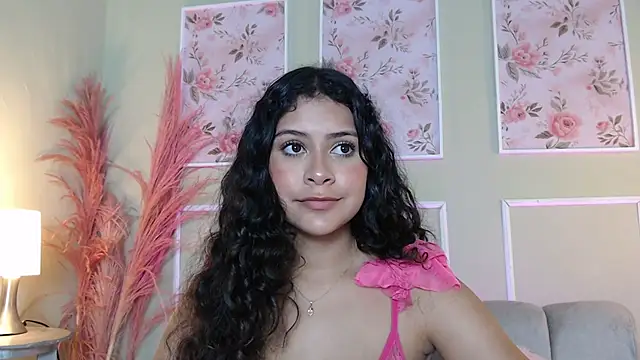 CurlyDani online show from October 19, 7:03 pm