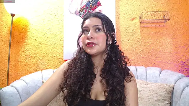 CurlyDani online show from October 22, 6:51 pm