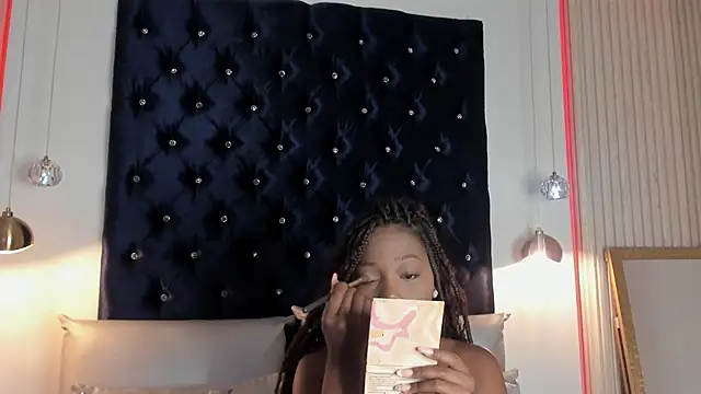 AbbieCyruz online show from October 9, 11:52 am