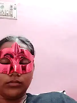 Snapshot of rimasharma_10 chatting on May 22, 12:18 am rimasharma 10 online show from May 22, 12:18 am