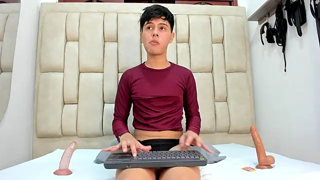 Felipe Cold online show from October 5, 2:21 am