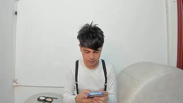 Felipe Cold online show from November 1, 2:46 am