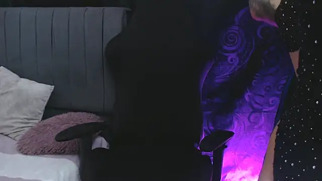 sexloversxxxXX online show from March 8, 11:18 pm