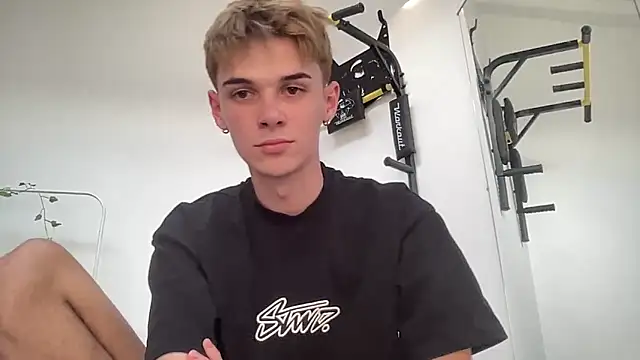 Milk Guy online show from September 16, 3:02 pm