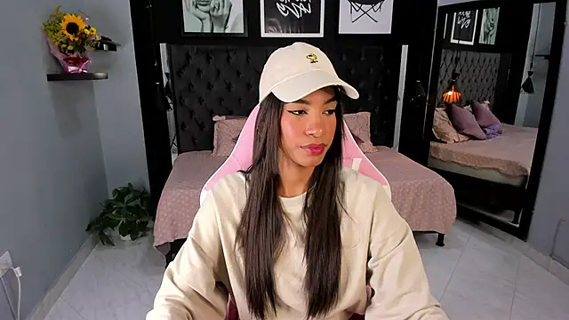 Snapshot of kitty_collins_ chatting on September 25, 10:52 am kitty collins online show from September 25, 10:52 am